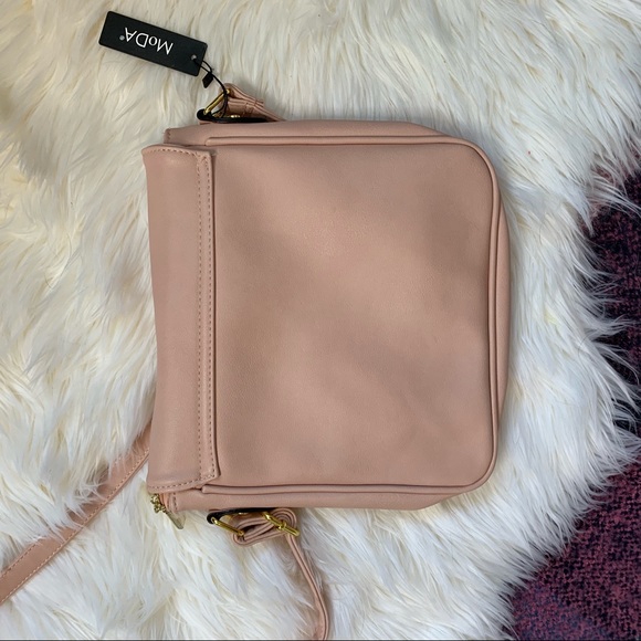 [NWT Crossbody] Blush Faux Leather Handbag - Picture 5 of 8